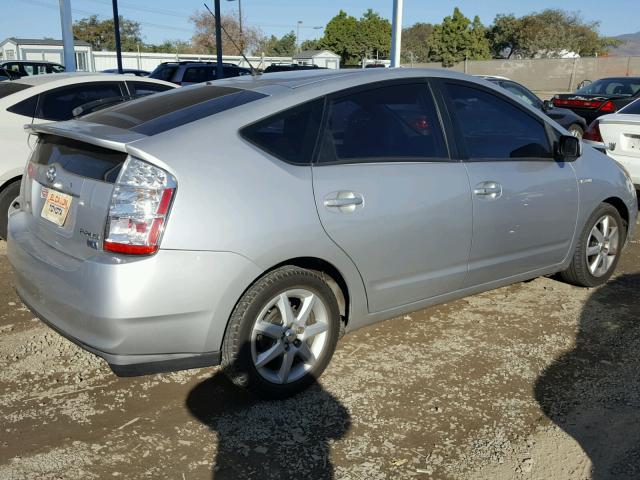 JTDKB20UX73232518 - 2007 TOYOTA PRIUS SILVER photo 4