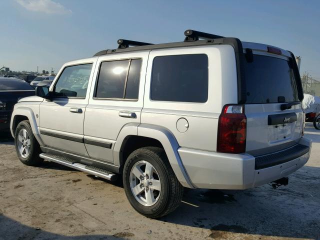 1J8HH48K78C190956 - 2008 JEEP COMMANDER SILVER photo 3