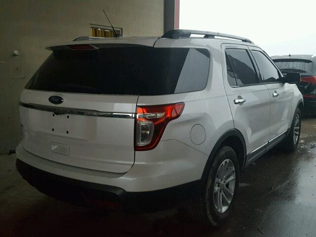 1FMHK7D82CGA50797 - 2012 FORD EXPLORER X WHITE photo 4