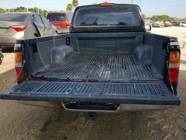 4TANL42N4YZ670277 - 2000 TOYOTA TACOMA BLACK photo 6