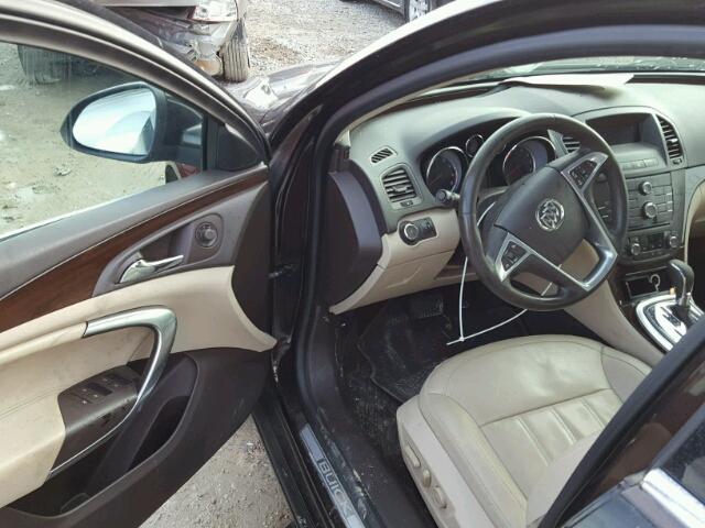 W04GN5EC0B1033569 - 2011 BUICK REGAL CXL BROWN photo 9