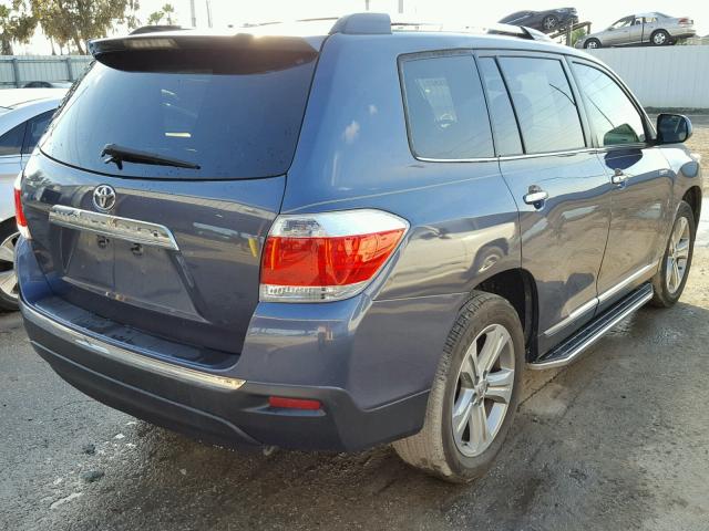 5TDYK3EH5DS131196 - 2013 TOYOTA HIGHLANDER BLUE photo 4