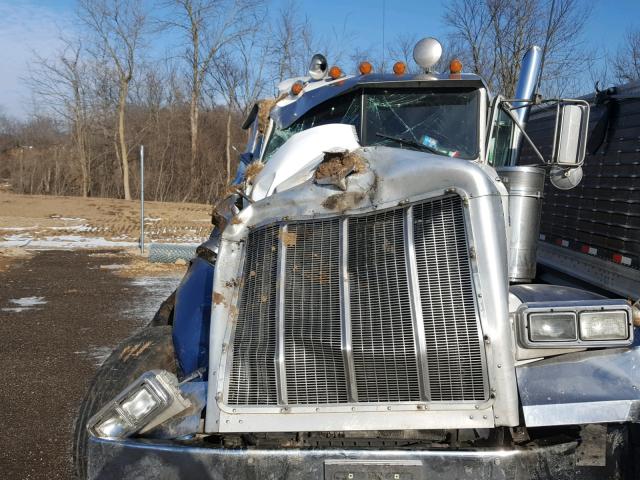 1XP5DU9X82D577323 - 2002 PETERBILT 379 WHITE photo 7