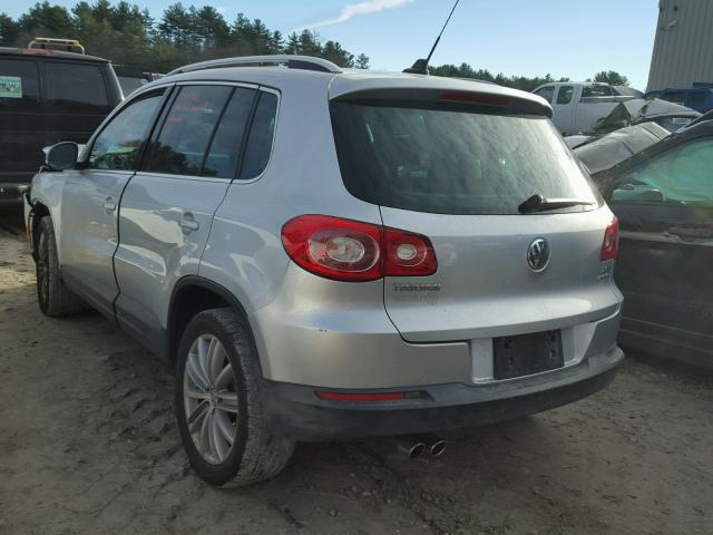 WVGBV7AX6BW543198 - 2011 VOLKSWAGEN TIGUAN S SILVER photo 3