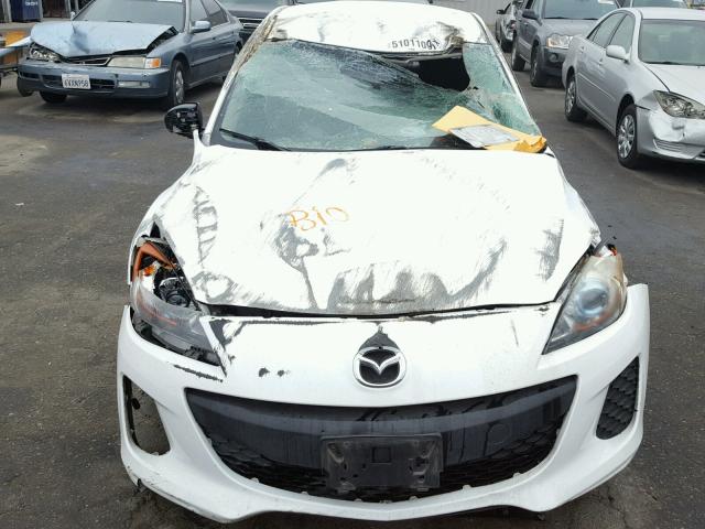 JM1BL1VP2D1761642 - 2013 MAZDA 3 I WHITE photo 9