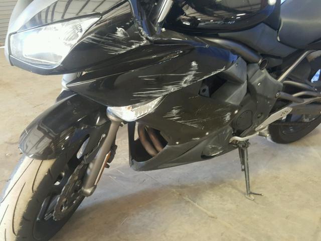 JKAEXEC189DA37979 - 2009 KAWASAKI EX650 C BLACK photo 9