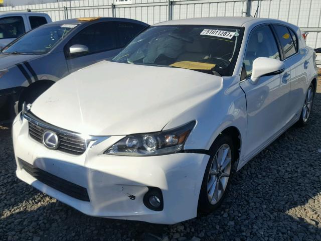 JTHKD5BH4C2121490 - 2012 LEXUS CT 200 WHITE photo 2