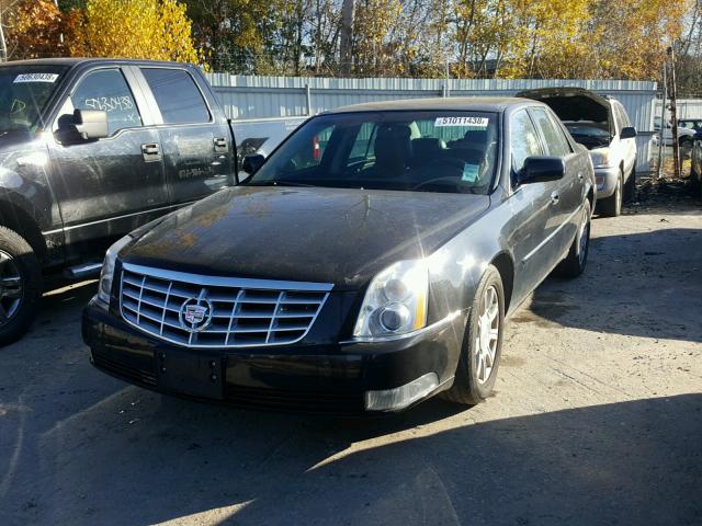 1G6KR5E67BU141932 - 2011 CADILLAC DTS LIVERY BLACK photo 2