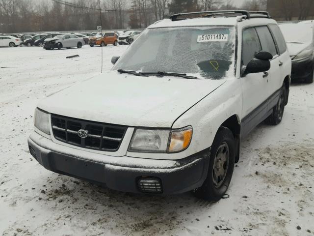 JF1SF6350YH719284 - 2000 SUBARU FORESTER L WHITE photo 2