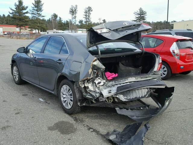 4T4BF1FK7ER441941 - 2014 TOYOTA CAMRY L GRAY photo 3