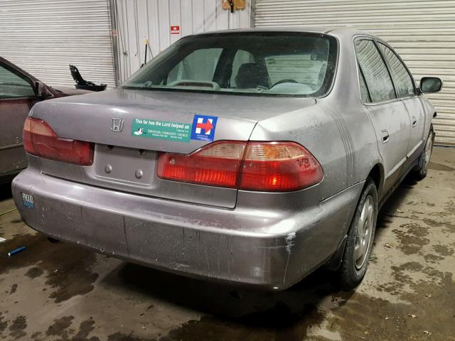 1HGCG1646YA067766 - 2000 HONDA ACCORD LX GRAY photo 4