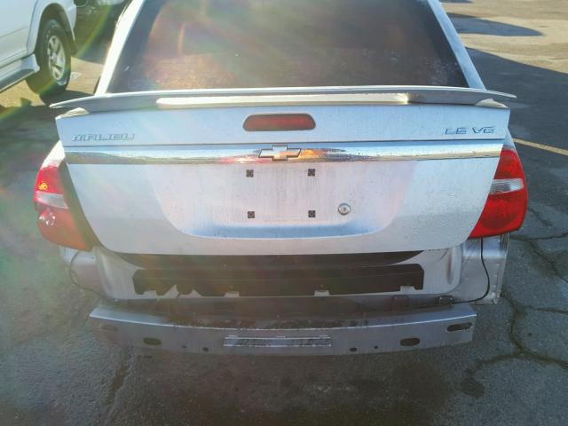 1G1ZT54825F221236 - 2005 CHEVROLET MALIBU LS 银色 照片 9