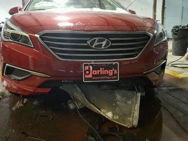 5NPE24AF6HH507820 - 2017 HYUNDAI SONATA SE RED photo 9