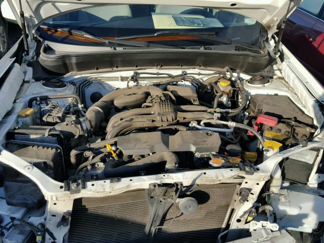 JF2SHADC7DH410542 - 2013 SUBARU FORESTER 2 WHITE photo 7