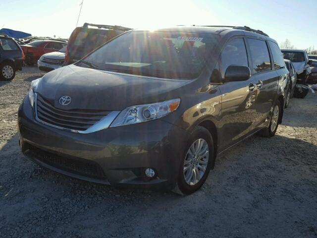 5TDYK3DC6ES513924 - 2014 TOYOTA SIENNA XLE GREEN photo 2