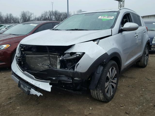 KNDPC3A29B7047433 - 2011 KIA SPORTAGE E SILVER photo 2