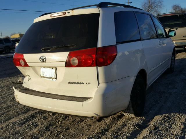 5TDZK23CX8S122103 - 2008 TOYOTA SIENNA CE WHITE photo 4