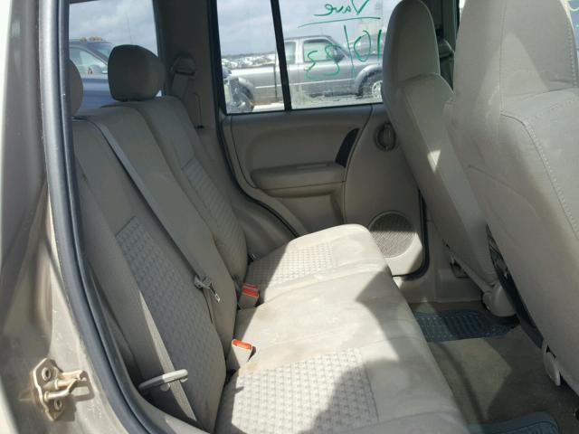 1J4GK38K35W643036 - 2005 JEEP LIBERTY RE GOLD photo 6