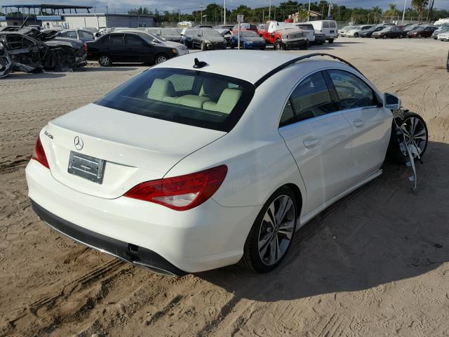 WDDSJ4EB6JN518714 - 2018 MERCEDES-BENZ CLA 250 WHITE photo 4