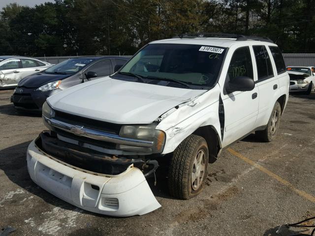 1GNDS13S562251468 - 2006 CHEVROLET TRAILBLAZE WHITE photo 2