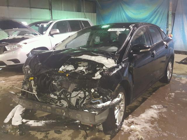 1FADP3F24GL233689 - 2016 FORD FOCUS SE BLACK photo 2