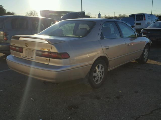 JT2BF28K9X0198329 - 1999 TOYOTA CAMRY LE BEIGE photo 4