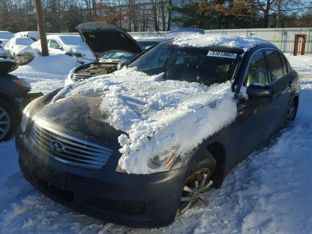 JNKBV61F38M270570 - 2008 INFINITI G35 GRAY photo 2