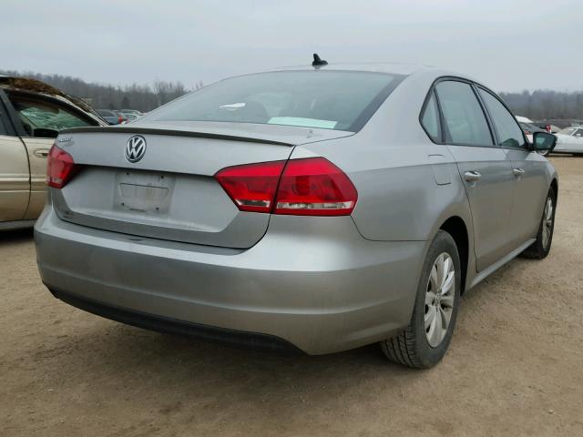 1VWAH7A31EC010070 - 2014 VOLKSWAGEN PASSAT S SILVER photo 4