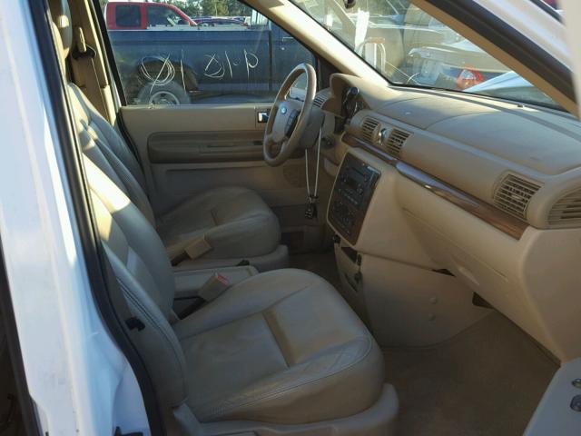 2FMDA58224BA79866 - 2004 FORD FREESTAR L WHITE photo 5