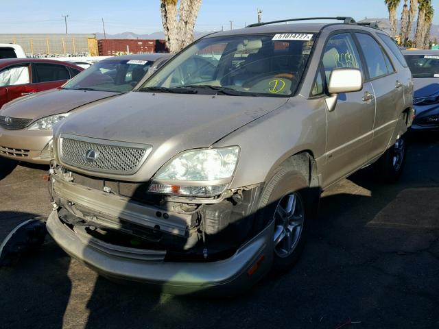 JTJGF10U820144773 - 2002 LEXUS RX 300 BEIGE photo 2