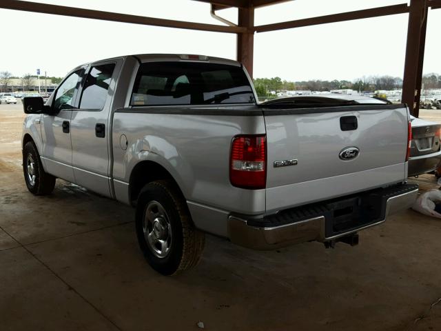 1FTPW12504FA17640 - 2004 FORD F150 SUPER SILVER photo 3