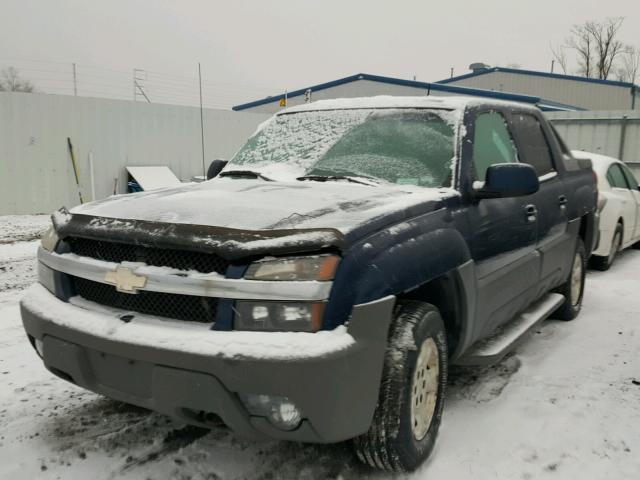 3GNEK13T72G180742 - 2002 CHEVROLET AVALANCHE BLUE photo 2