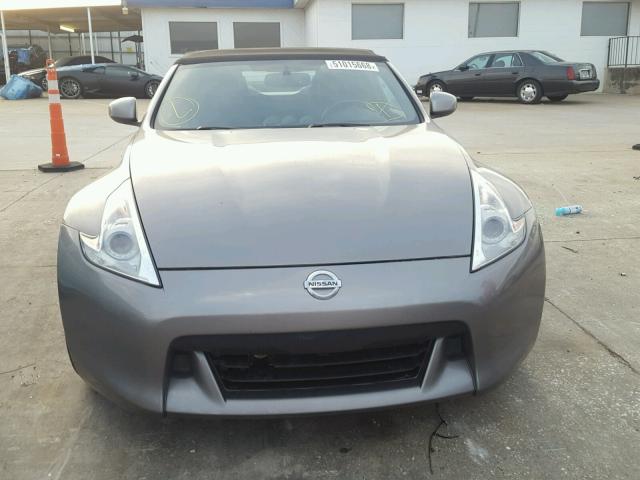 JN1AZ4FH6AM302744 - 2010 NISSAN 370Z GRAY photo 9