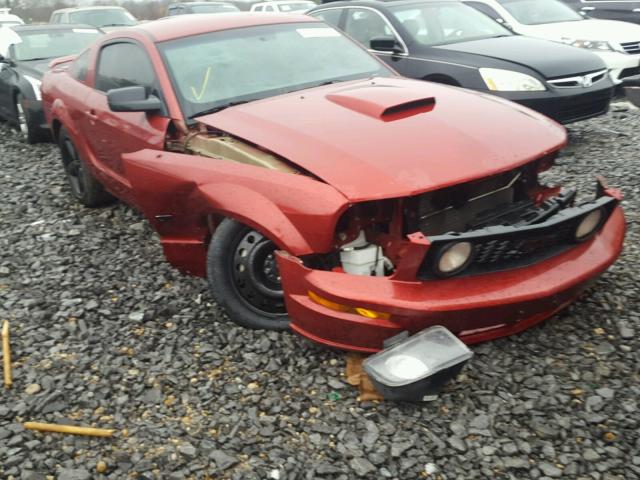 1ZVFT82H875264189 - 2007 FORD MUSTANG GT RED photo 1