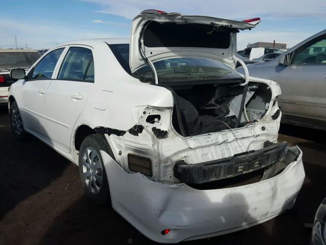 1NXBU40E59Z058851 - 2009 TOYOTA COROLLA BA WHITE photo 3