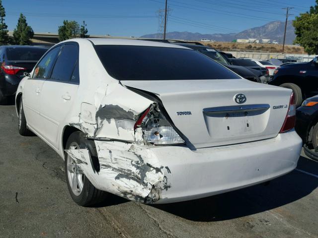 4T1BE32K44U306042 - 2004 TOYOTA CAMRY LE თეთრი ფოტო 3