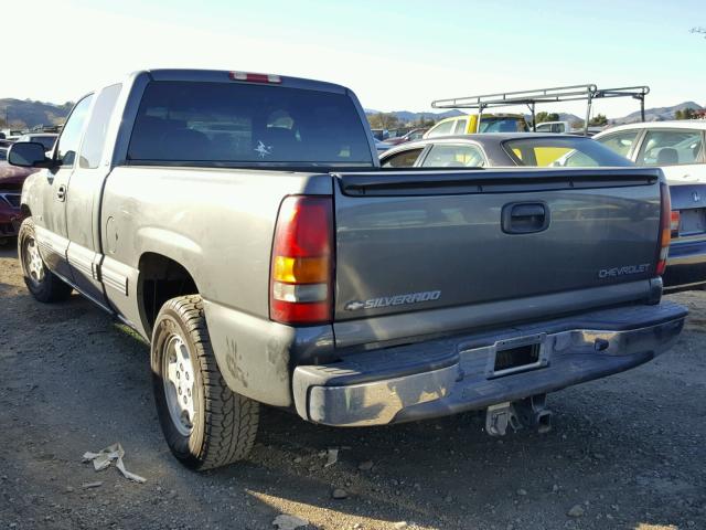 2GCEC19T921262851 - 2002 CHEVROLET SILVERADO GRAY photo 3