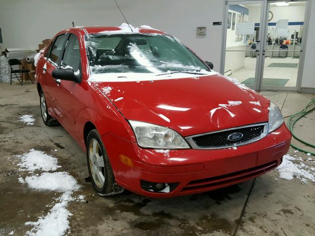 1FAFP34N36W160530 - 2006 FORD FOCUS ZX4 RED photo 1