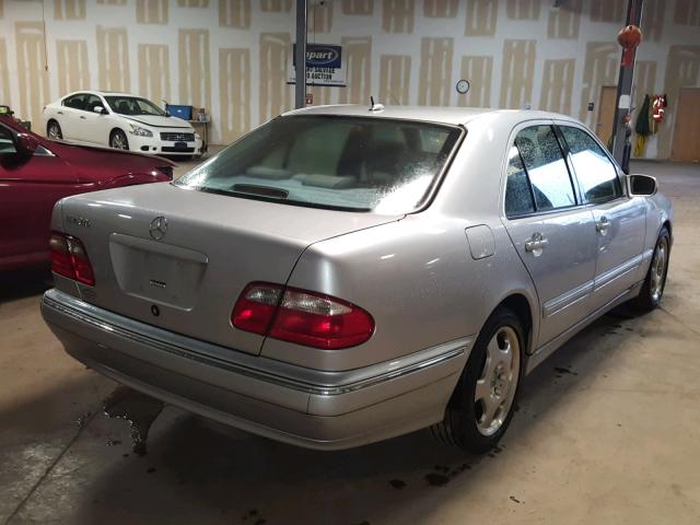 WDBJF70J31X054579 - 2001 MERCEDES-BENZ E 430 SILVER photo 4