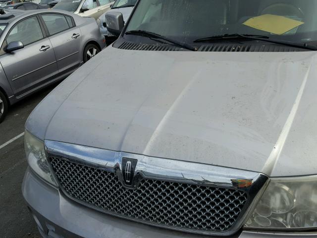 5LMFU27RX3LJ22729 - 2003 LINCOLN NAVIGATOR SILVER photo 7