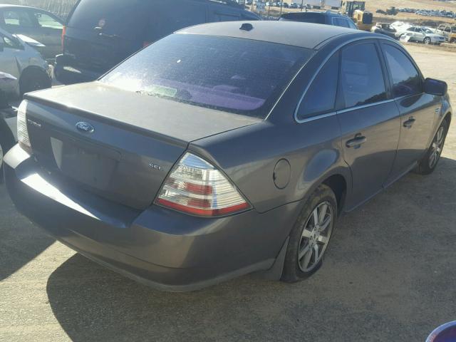 1FAHP24W28G114180 - 2008 FORD TAURUS SEL GRAY photo 4