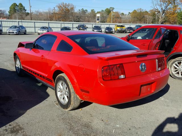 1ZVFT80N275341700 - 2007 FORD MUSTANG RED photo 3