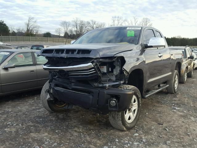 5TFUY5F11EX336634 - 2014 TOYOTA TUNDRA DOU GRAY photo 2