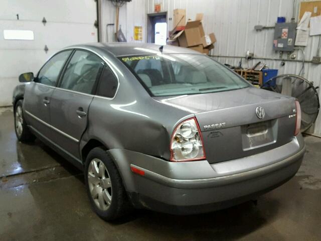 WVWTH63B32P172765 - 2002 VOLKSWAGEN PASSAT GLX 灰色 照片 3