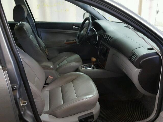 WVWTH63B32P172765 - 2002 VOLKSWAGEN PASSAT GLX 灰色 照片 5