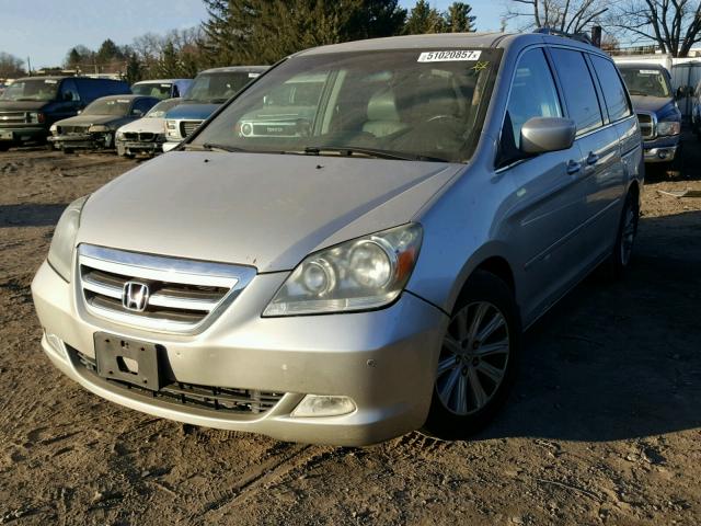 5FNRL38897B020737 - 2007 HONDA ODYSSEY TO SILVER photo 2