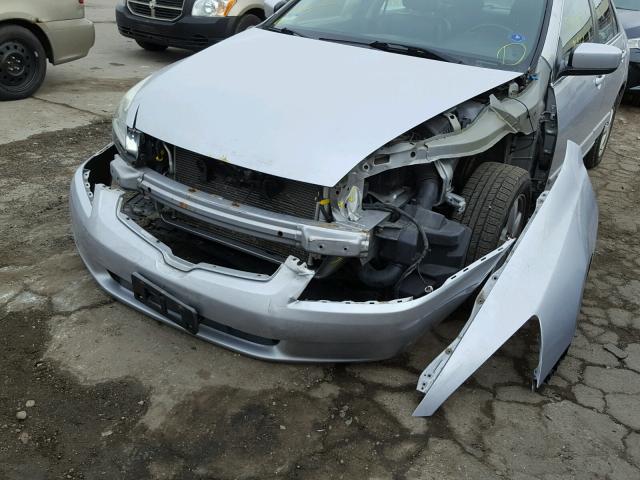 1HGCM56663A006055 - 2003 HONDA ACCORD EX SILVER photo 9