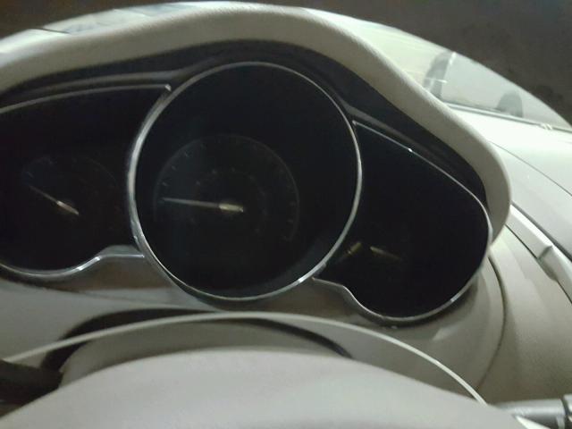 1G1ZC5EU4BF145557 - 2011 CHEVROLET MALIBU 1LT WHITE photo 8