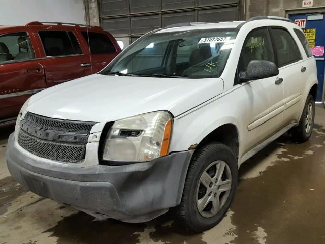 2CNDL13F856076171 - 2005 CHEVROLET EQUINOX LS WHITE photo 2