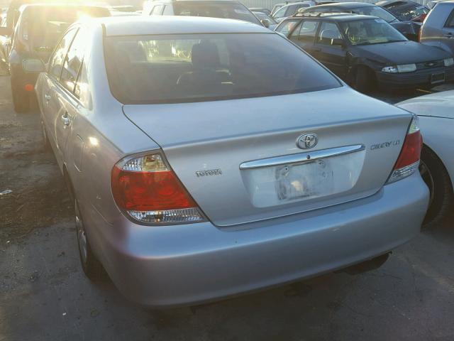 4T1BE32KX6U152214 - 2006 TOYOTA CAMRY LE ვერცხლისფერი ფოტო 3